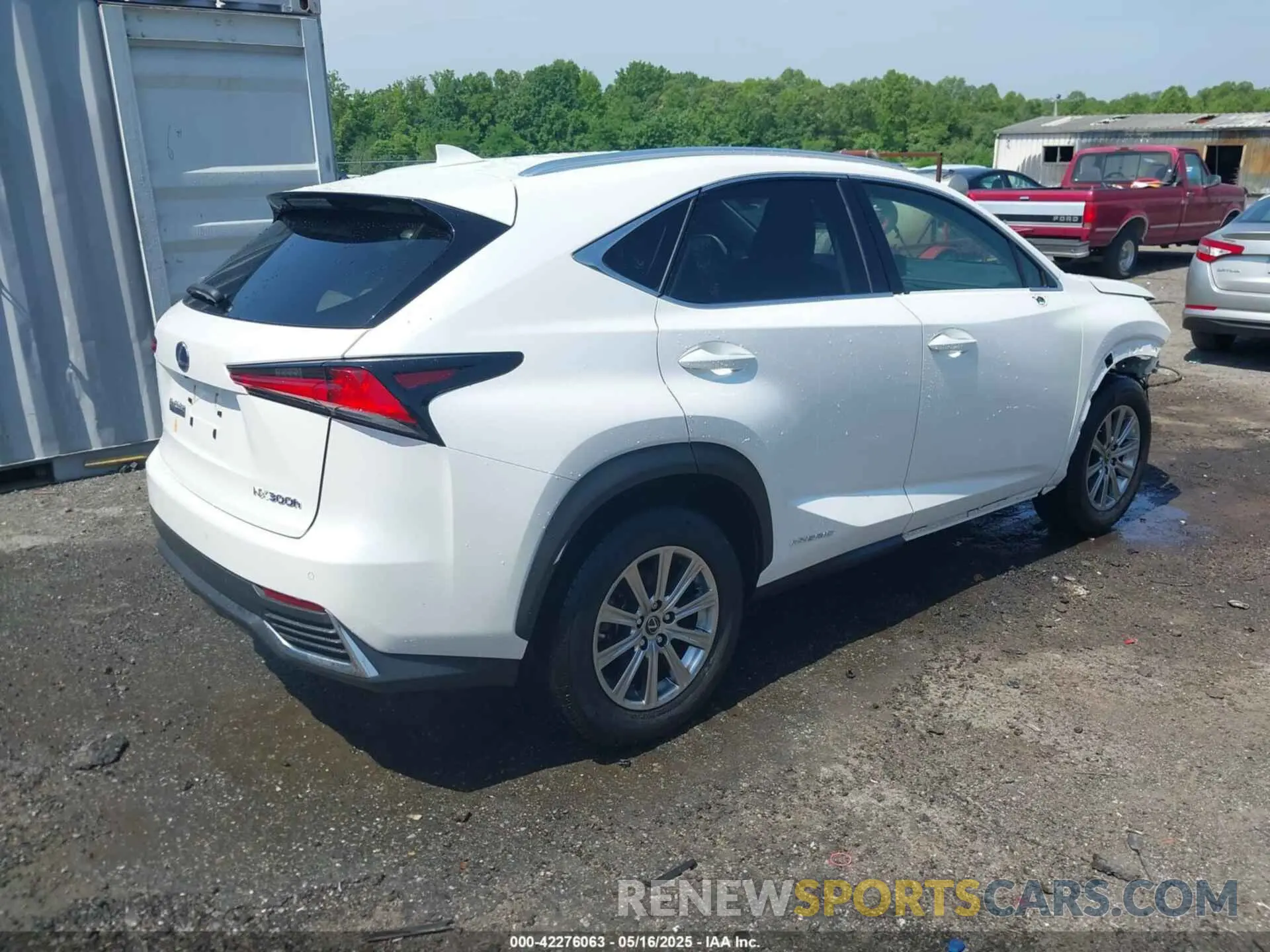 4 Photograph of a damaged car JTJDJRDZXM2167453 LEXUS NX 300H 2021