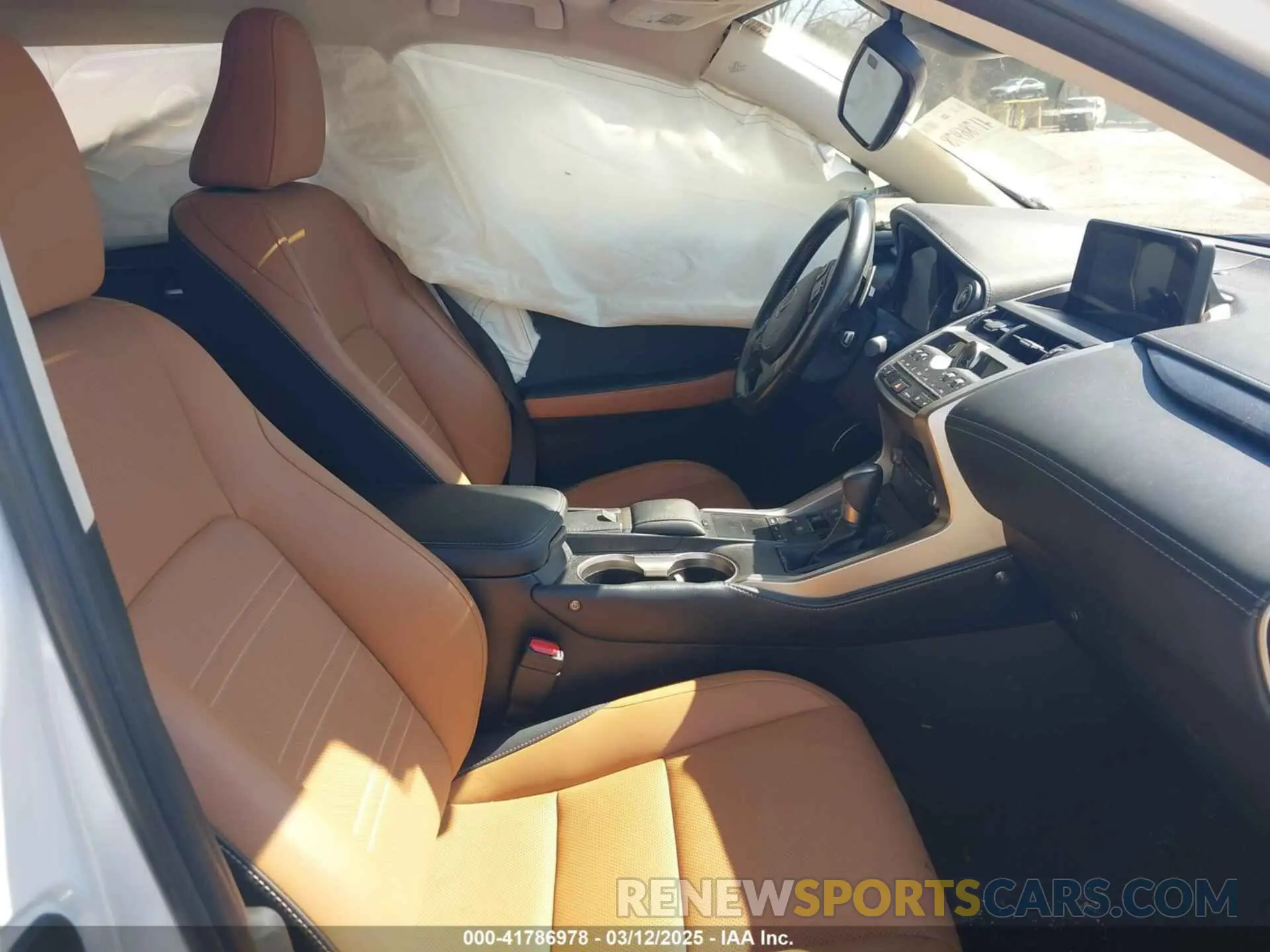 5 Photograph of a damaged car JTJDJRDZXM5011492 LEXUS NX 300H 2021
