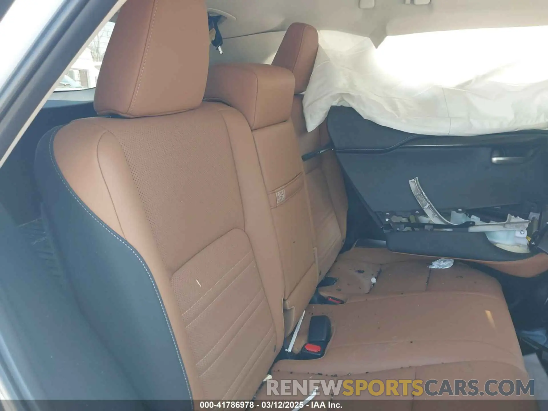 8 Photograph of a damaged car JTJDJRDZXM5011492 LEXUS NX 300H 2021