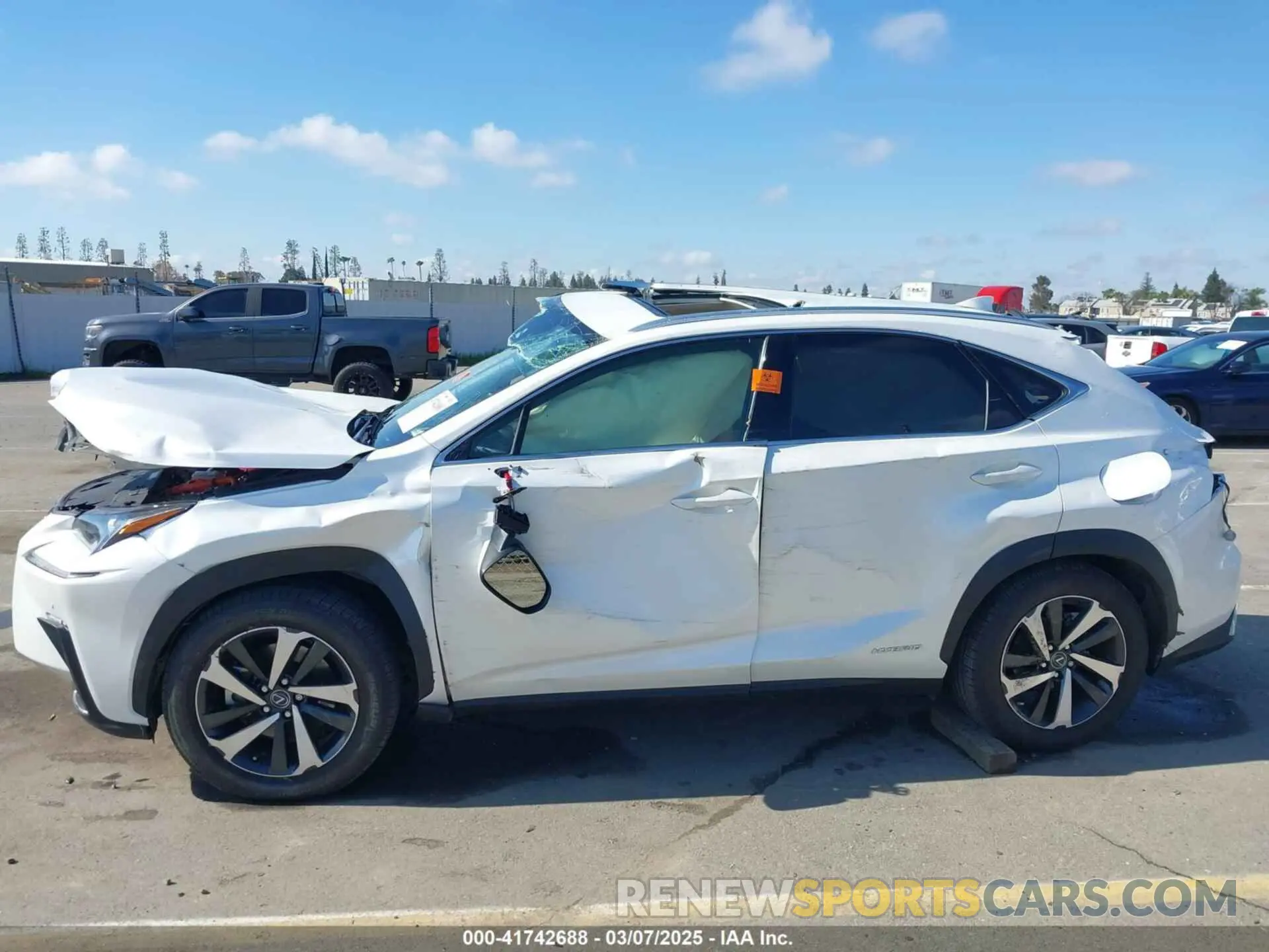 15 Photograph of a damaged car JTJGJRDZ3M2166674 LEXUS NX 300H 2021