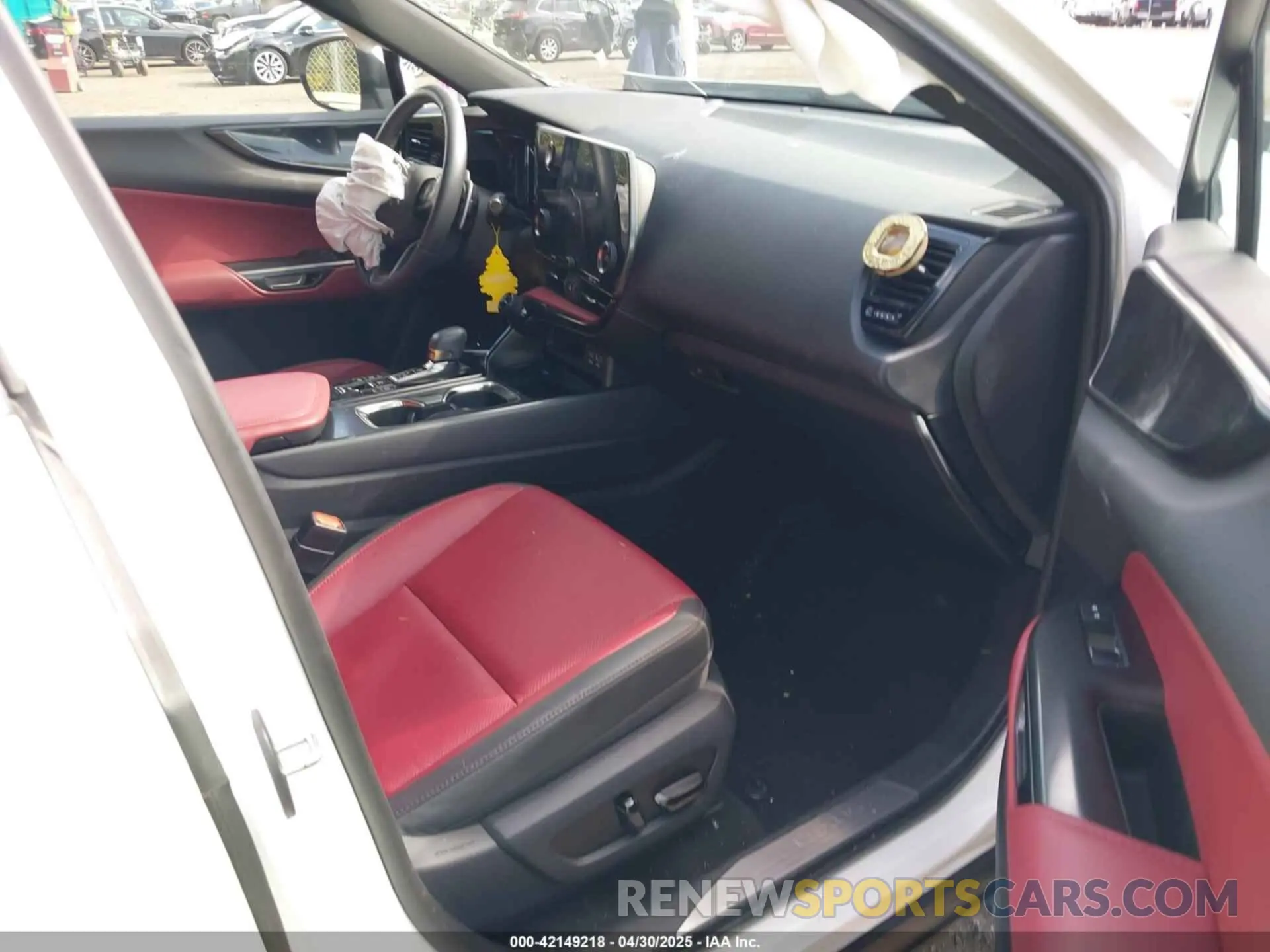 5 Photograph of a damaged car 2T2AGCEZ8NC004511 LEXUS NX 350 2022