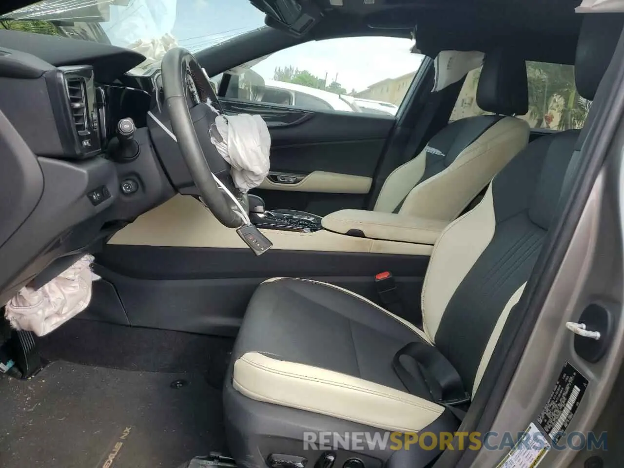 7 Photograph of a damaged car 2T2GGCEZ1NC008202 LEXUS NX 350 2022