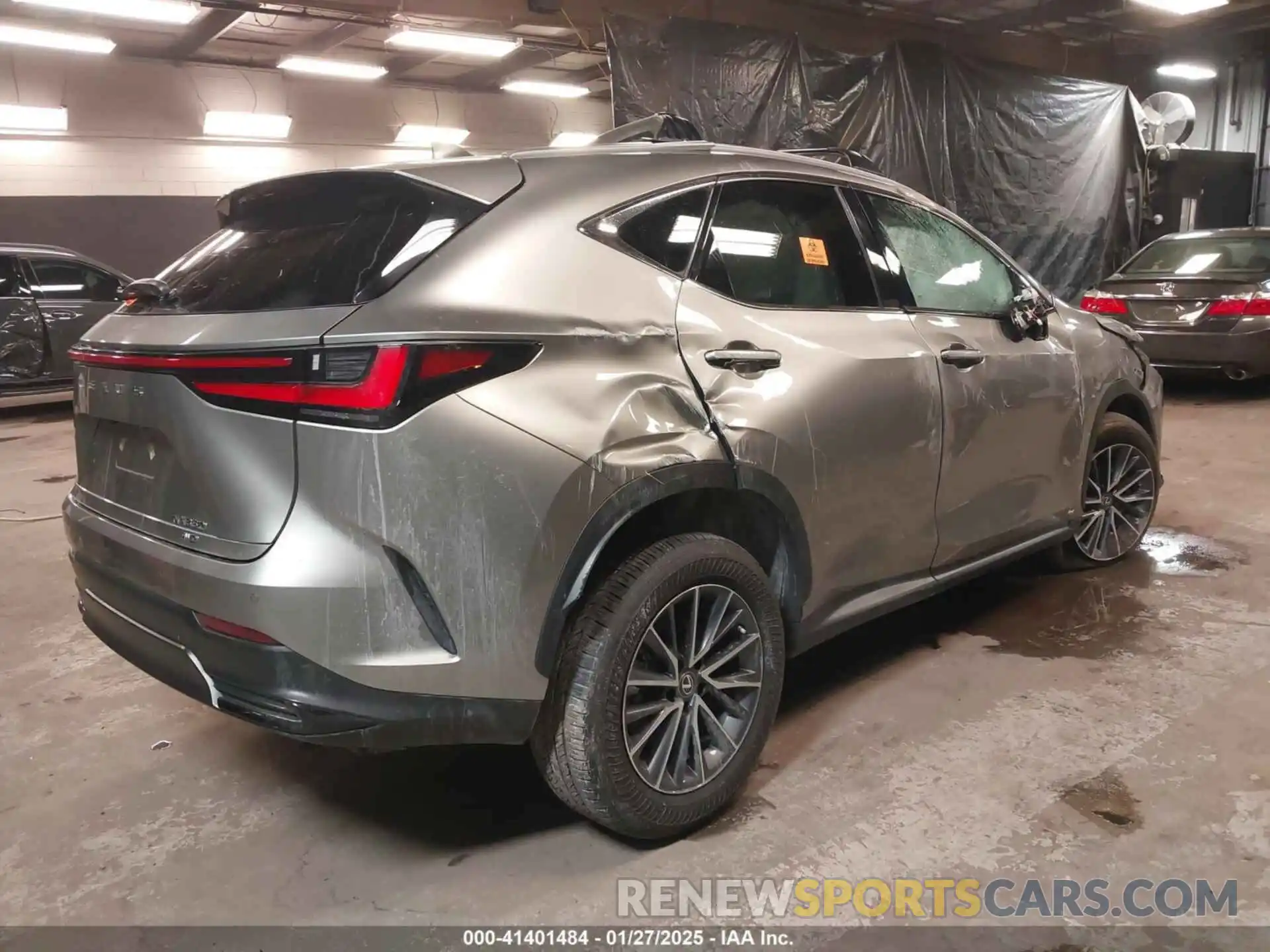 4 Photograph of a damaged car 2T2GGCEZ2NC013991 LEXUS NX 350 2022