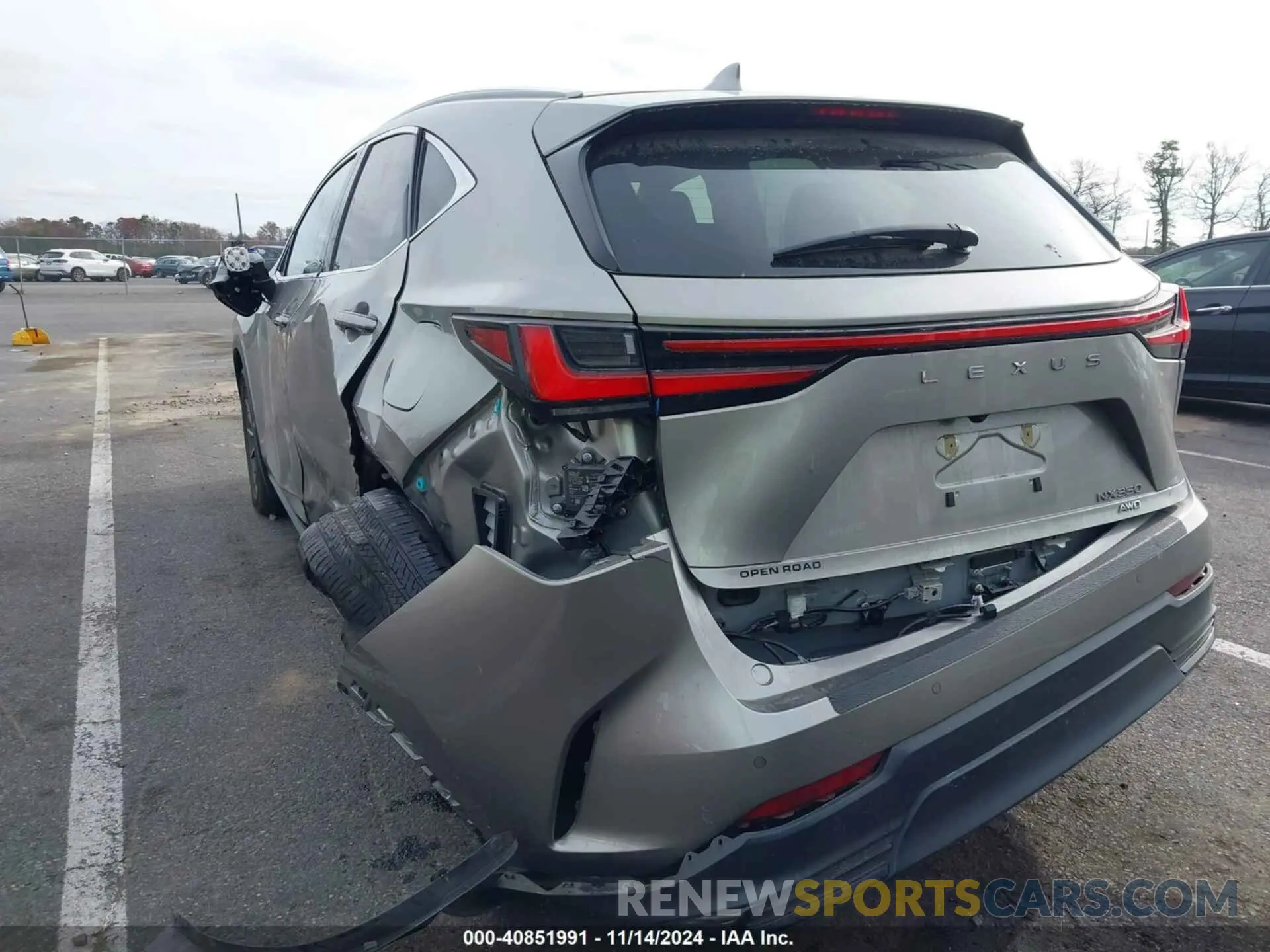 19 Photograph of a damaged car 2T2GGCEZ7NC008723 LEXUS NX 350 2022