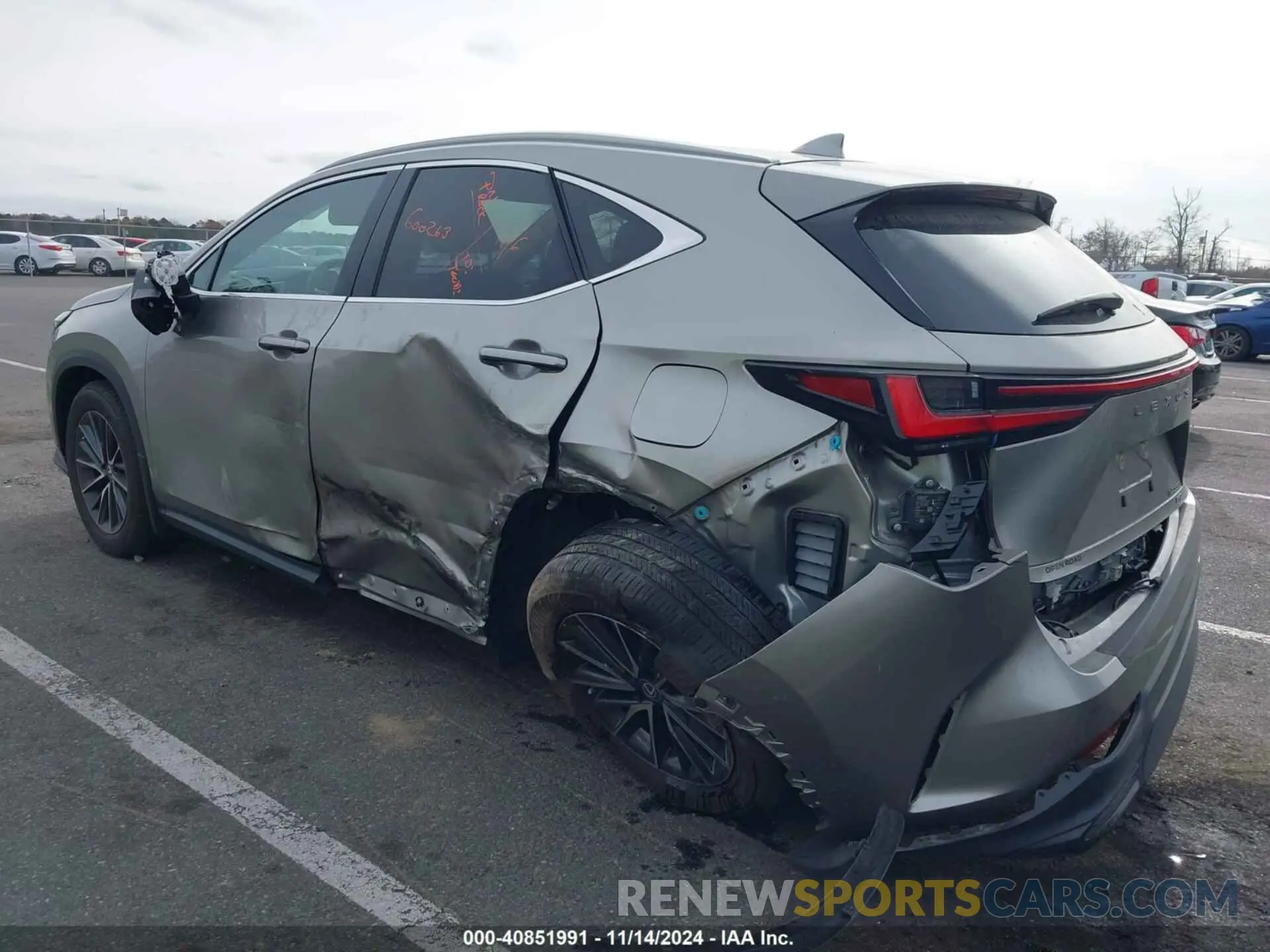 6 Photograph of a damaged car 2T2GGCEZ7NC008723 LEXUS NX 350 2022