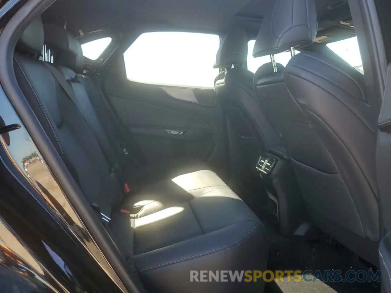 11 Photograph of a damaged car 2T2KGCEZXNC005132 LEXUS NX 350 2022