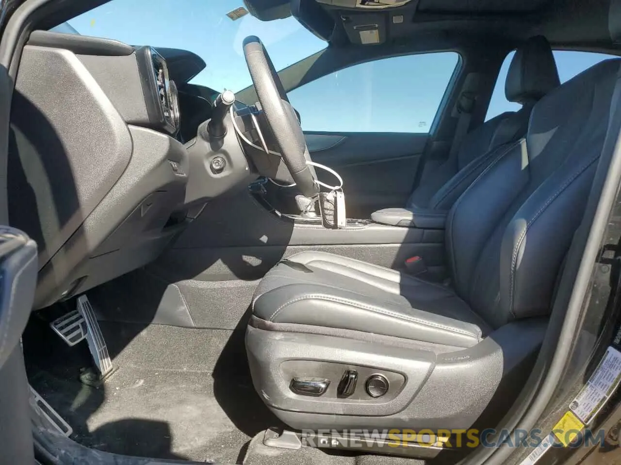 7 Photograph of a damaged car 2T2KGCEZXNC005132 LEXUS NX 350 2022