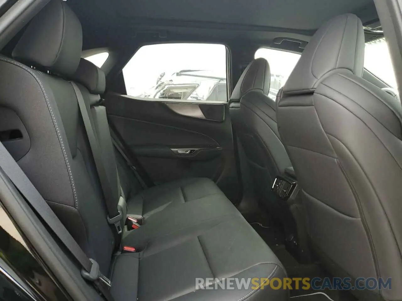 11 Photograph of a damaged car 2T2KGCEZXNC014400 LEXUS NX 350 2022