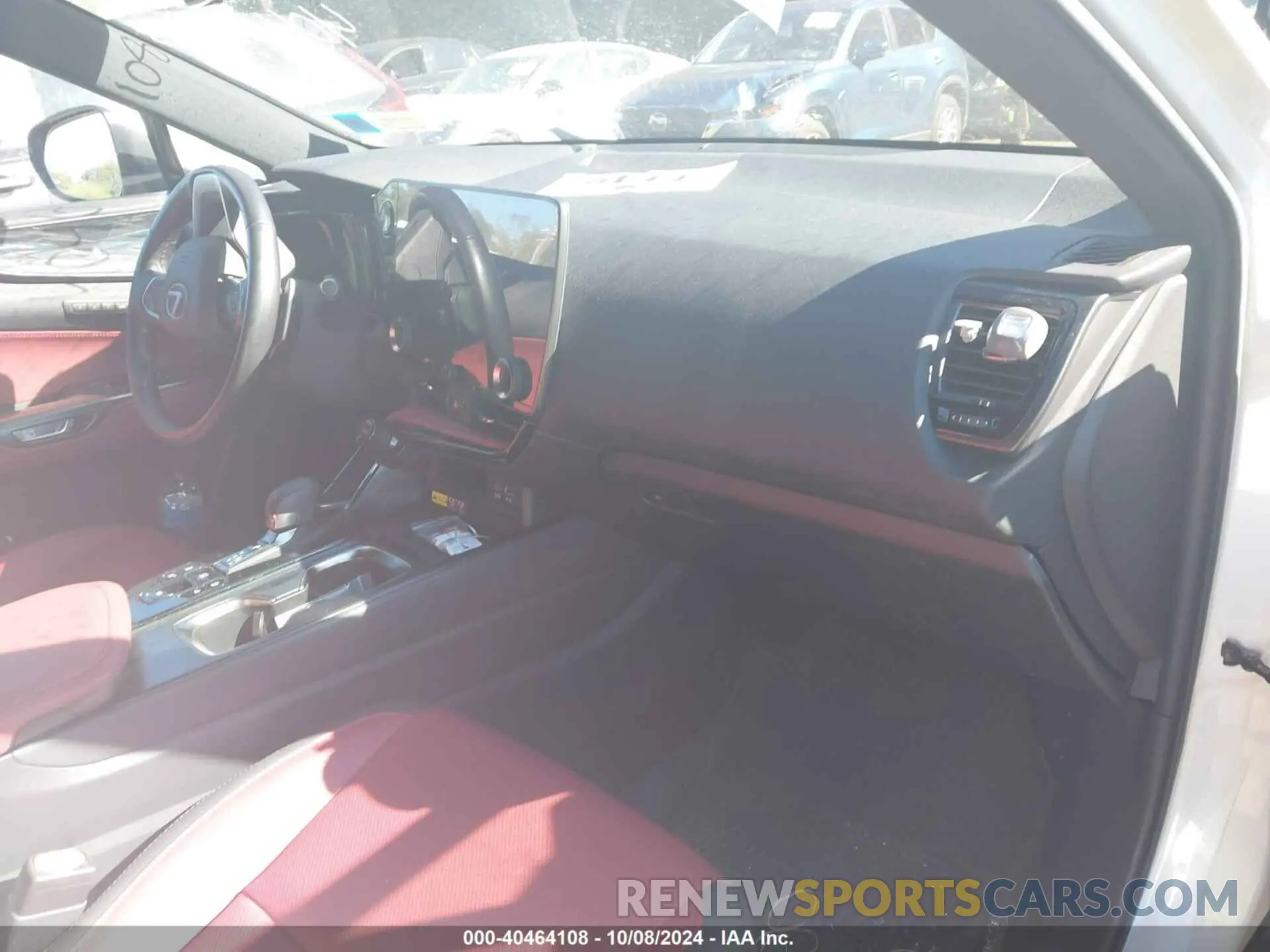 5 Photograph of a damaged car JTJGGCEZ0N2003752 LEXUS NX 350 2022