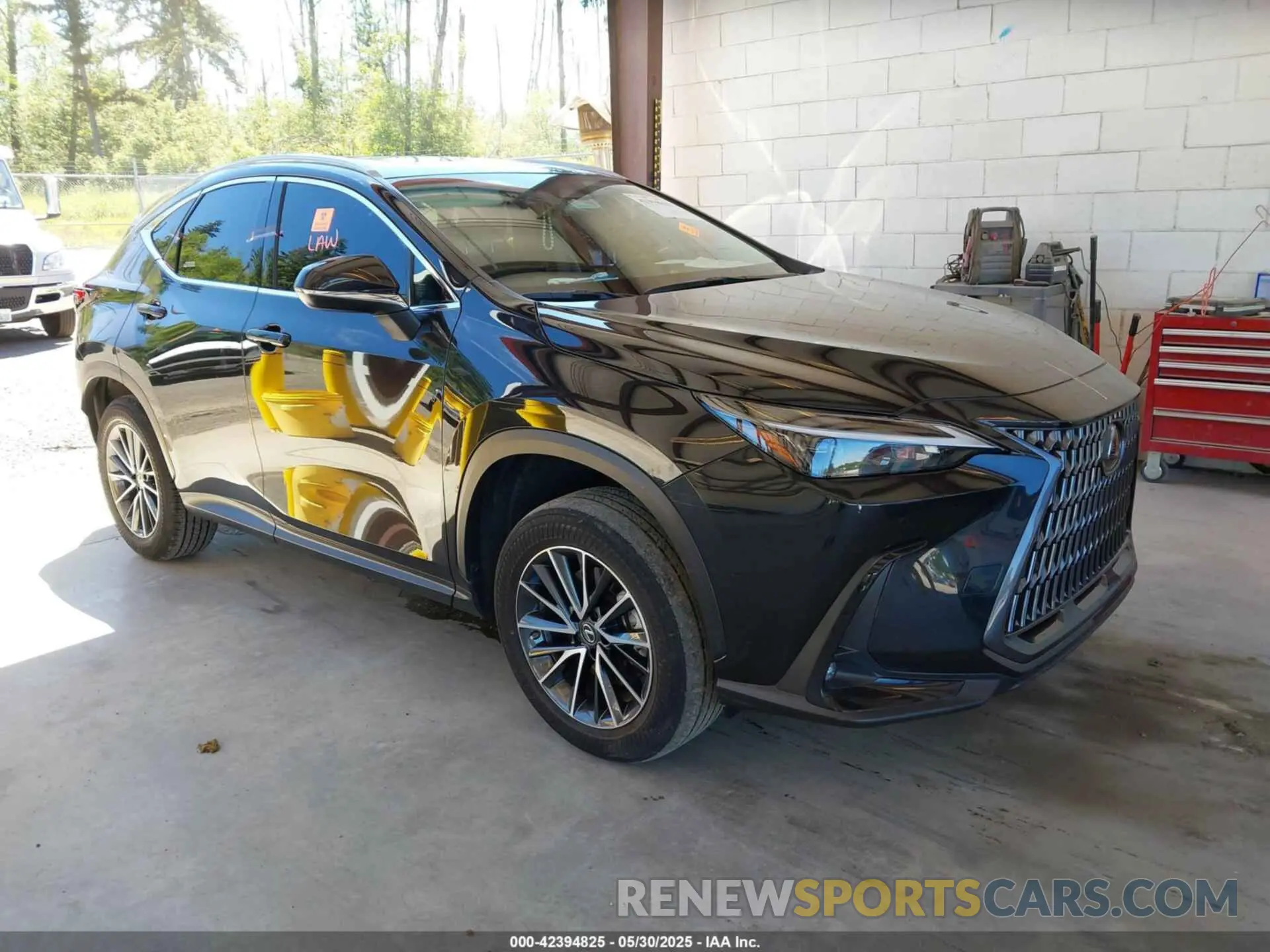 1 Photograph of a damaged car JTJGGCEZ4N5003834 LEXUS NX 350 2022