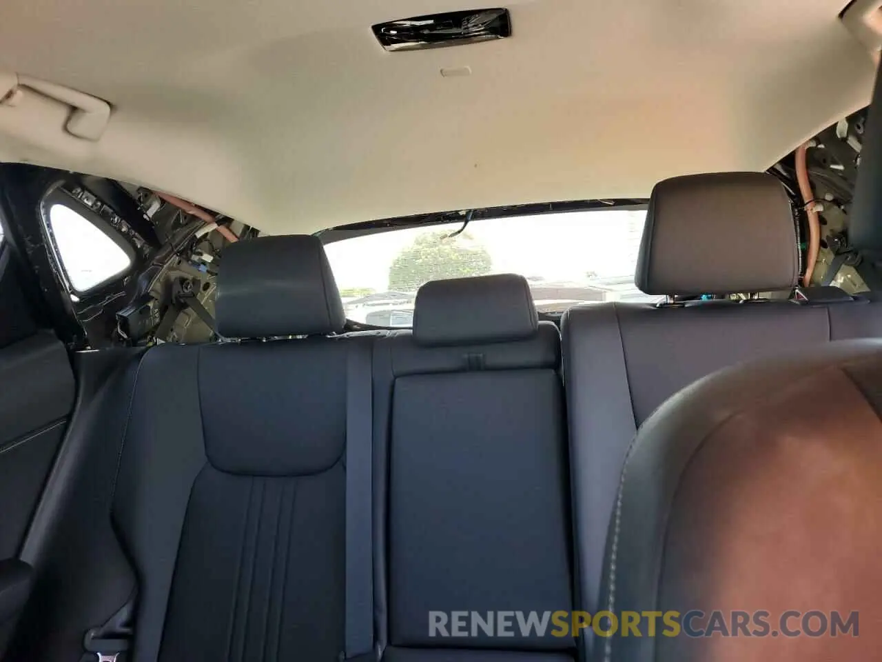 10 Photograph of a damaged car 2T2GGCEZ2PC019194 LEXUS NX 350 2023