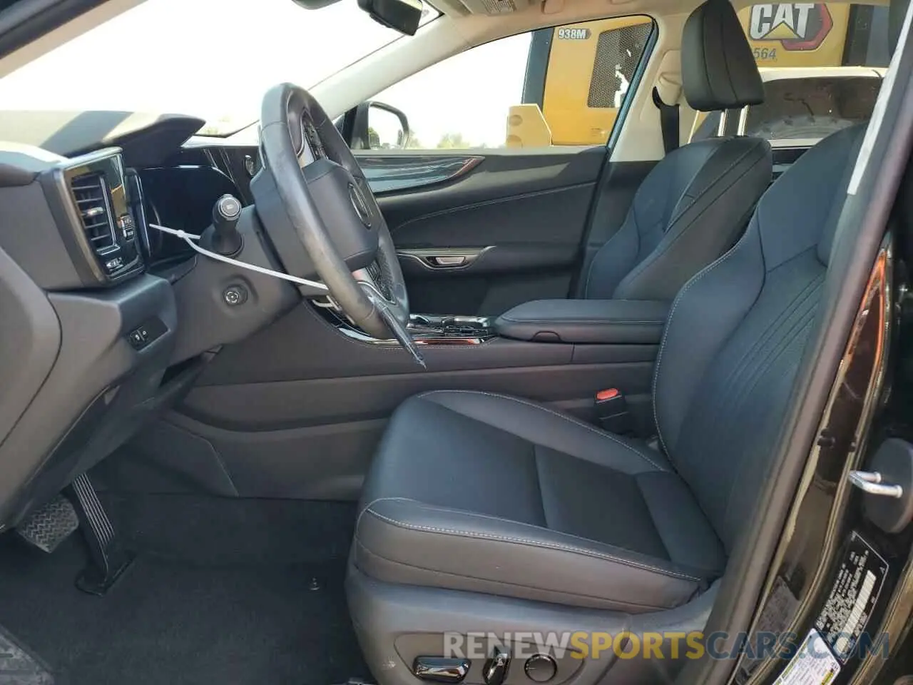 7 Photograph of a damaged car 2T2GGCEZ2PC019194 LEXUS NX 350 2023
