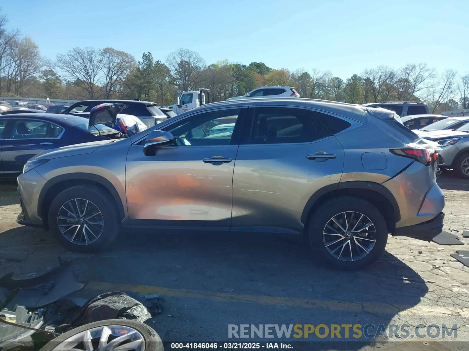 14 Photograph of a damaged car 2T2GGCEZ4PC020394 LEXUS NX 350 2023