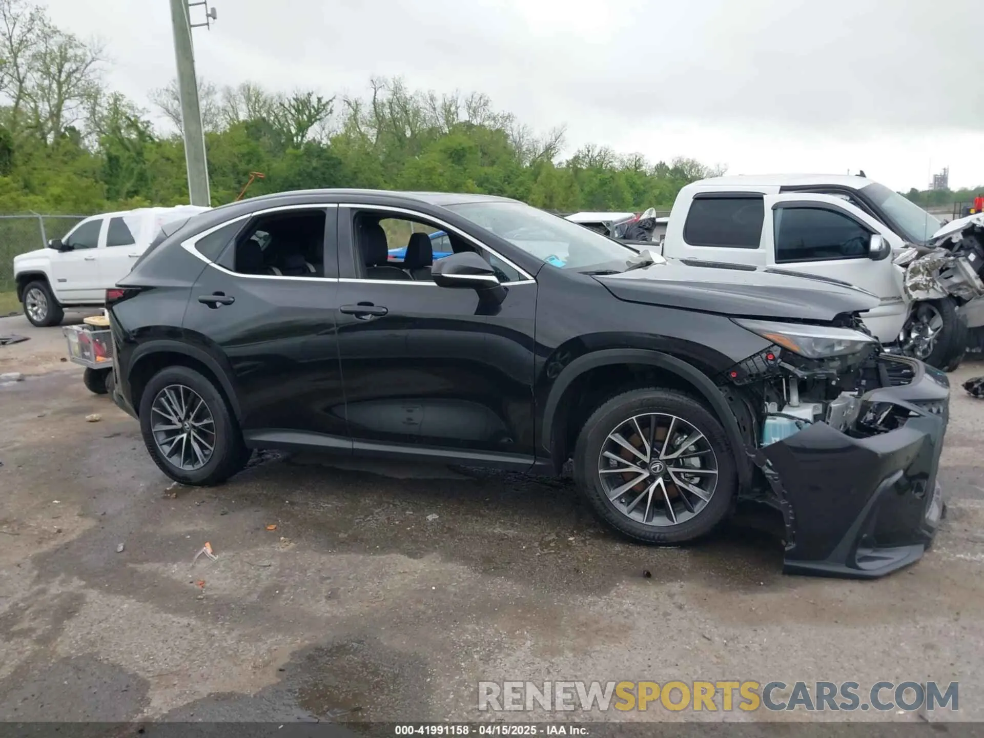 14 Photograph of a damaged car 2T2GGCEZ6PC026648 LEXUS NX 350 2023