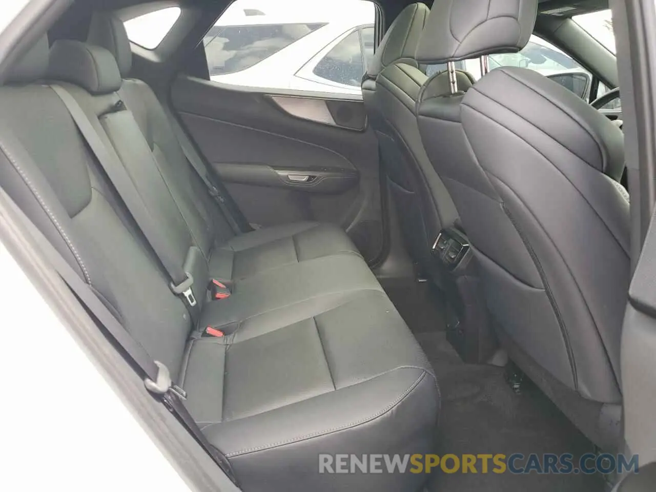 11 Photograph of a damaged car 2T2KGCEZ2PC028150 LEXUS NX 350 2023