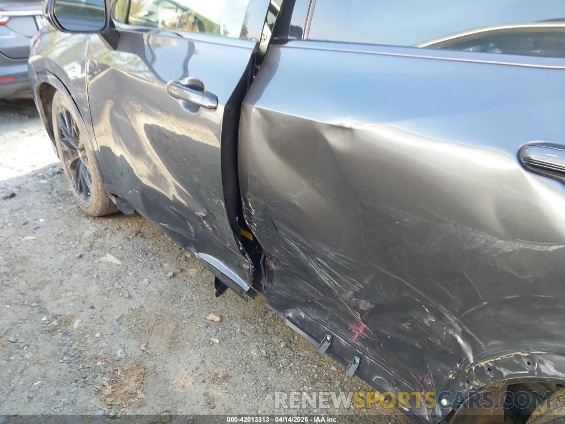 17 Photograph of a damaged car 2T2KGCEZXPC018496 LEXUS NX 350 2023