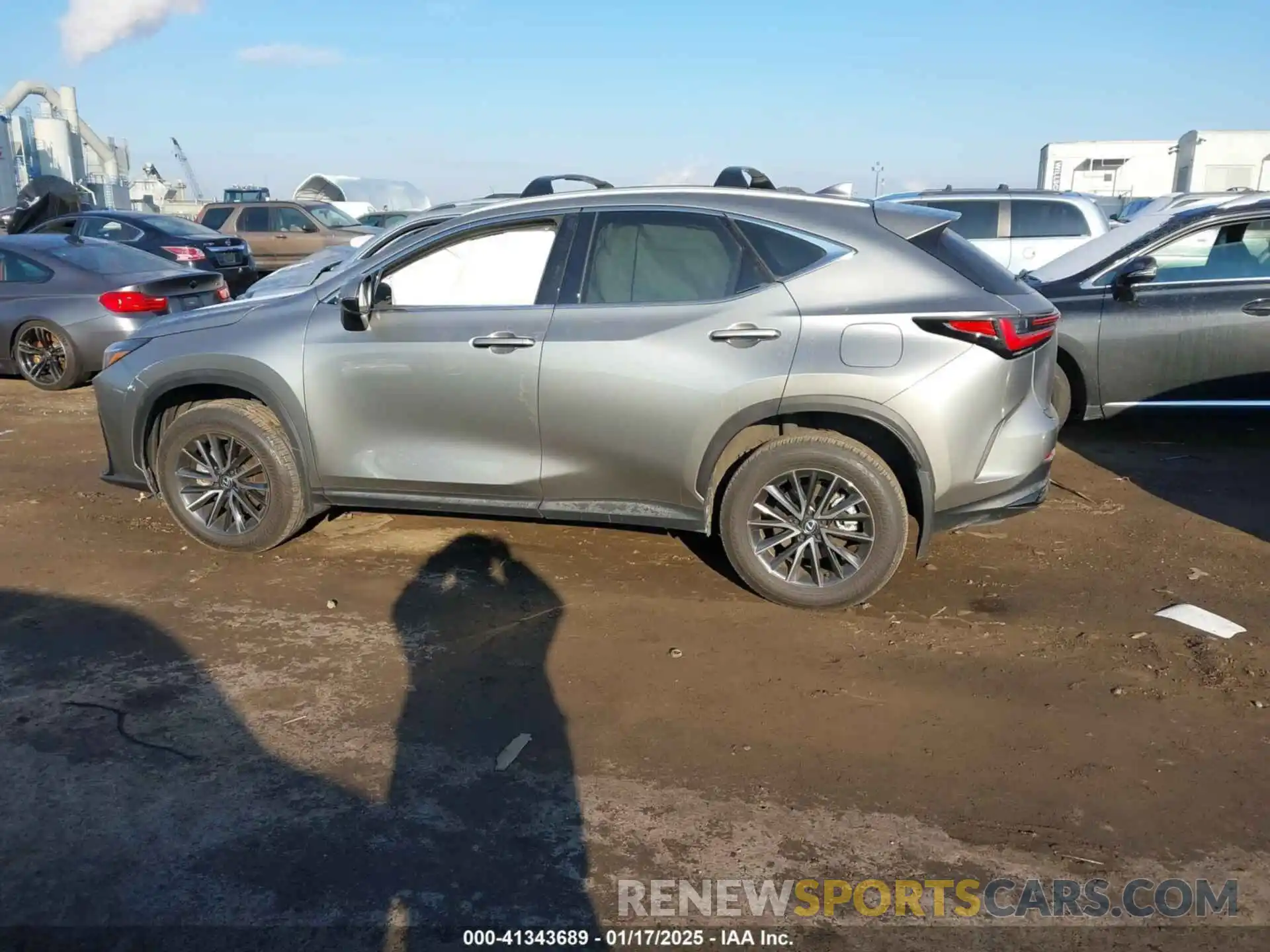 14 Photograph of a damaged car 2T2AGCEZ7RC039708 LEXUS NX 350 2024