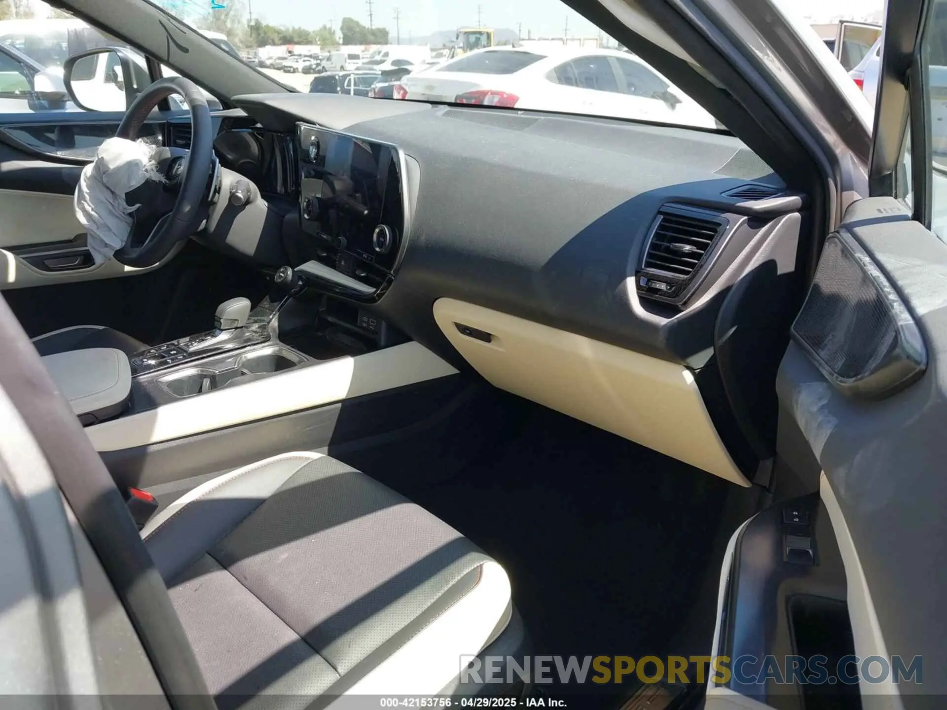 5 Photograph of a damaged car 2T2AGCEZ9RC045316 LEXUS NX 350 2024