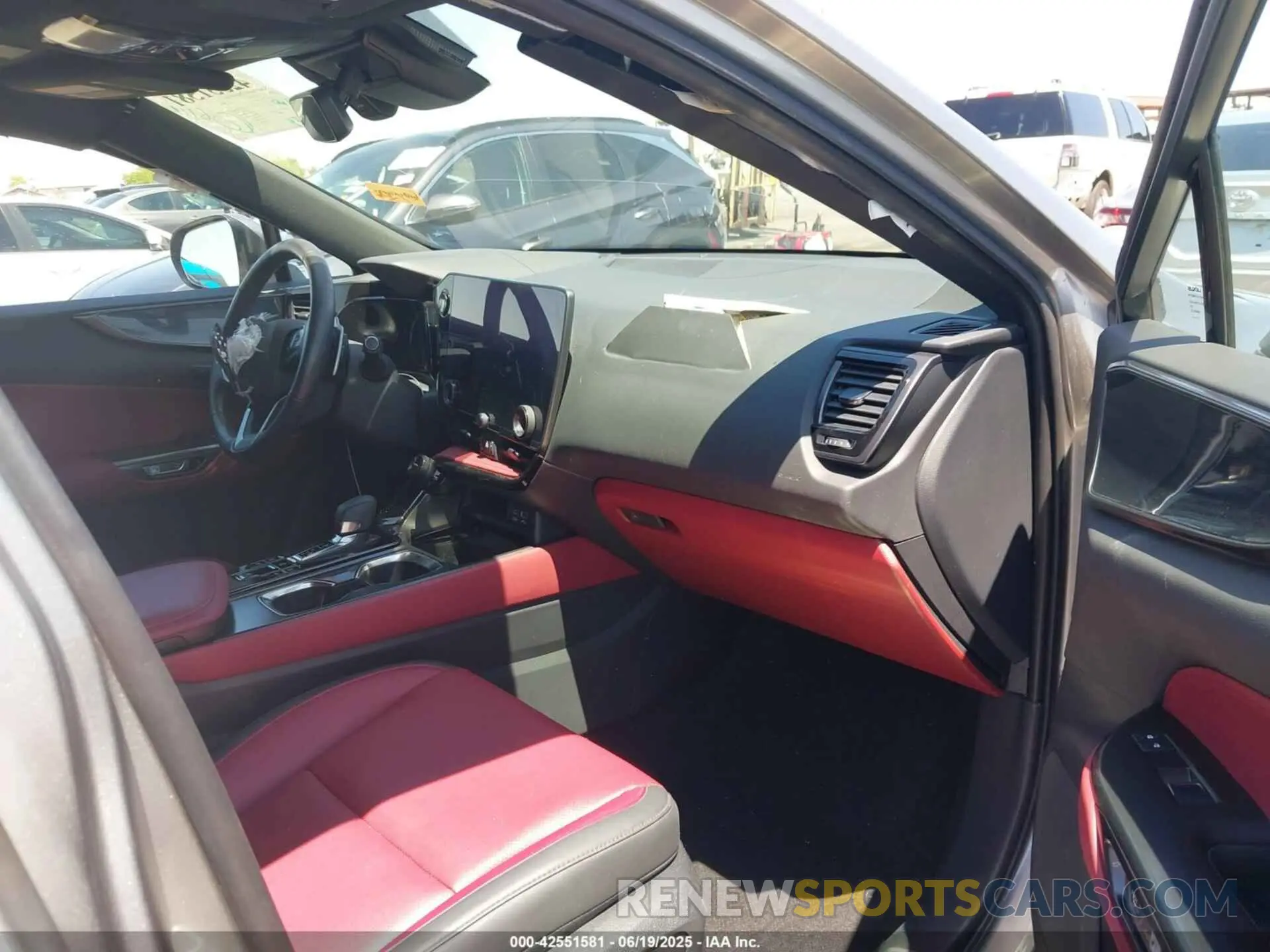 5 Photograph of a damaged car 2T2GGCEZ3RC049310 LEXUS NX 350 2024