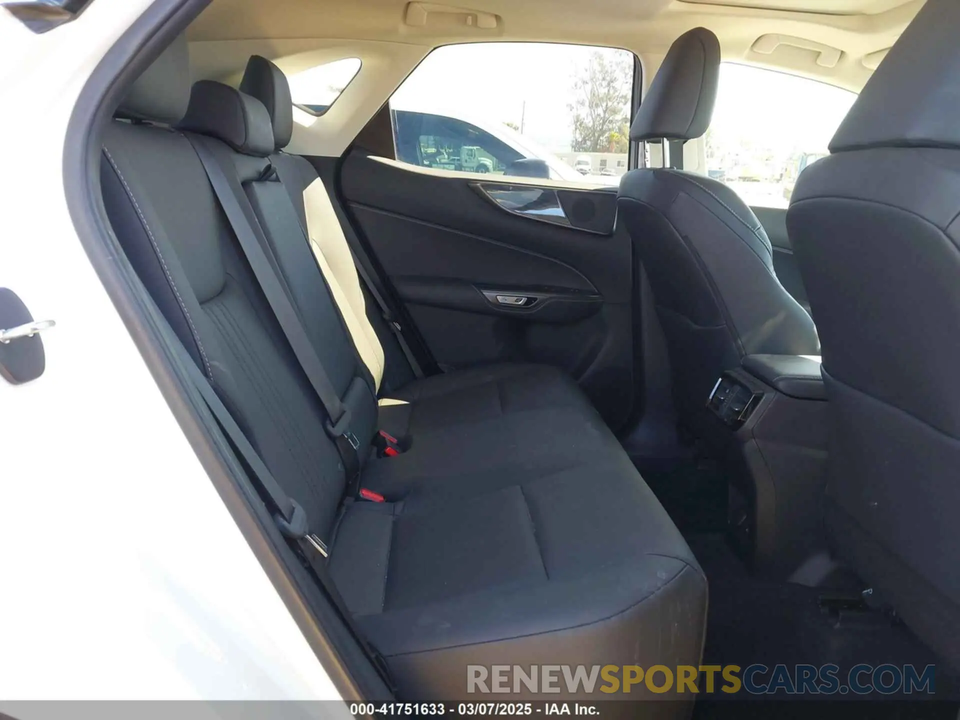 8 Photograph of a damaged car 2T2GGCEZ6RC054338 LEXUS NX 350 2024
