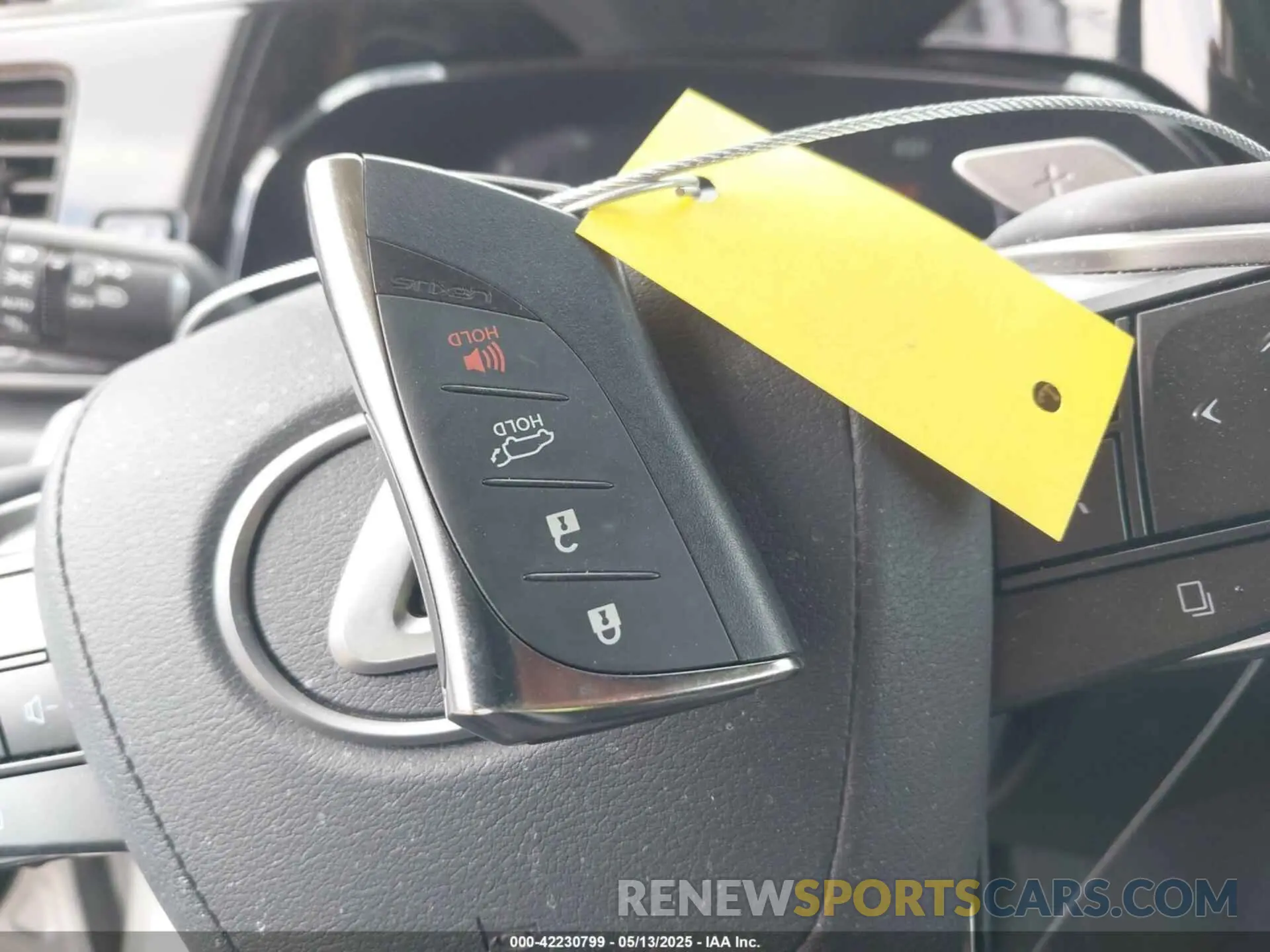 11 Photograph of a damaged car 2T2HGCEZ3RC032785 LEXUS NX 350 2024