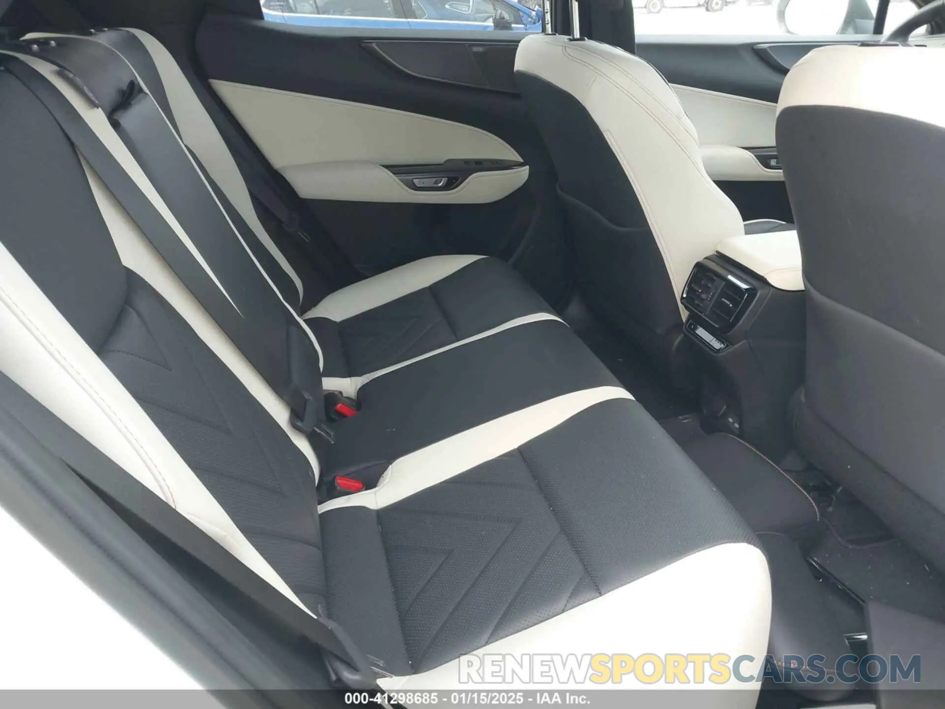 8 Photograph of a damaged car JTJHGCEZXR5007672 LEXUS NX 350 2024