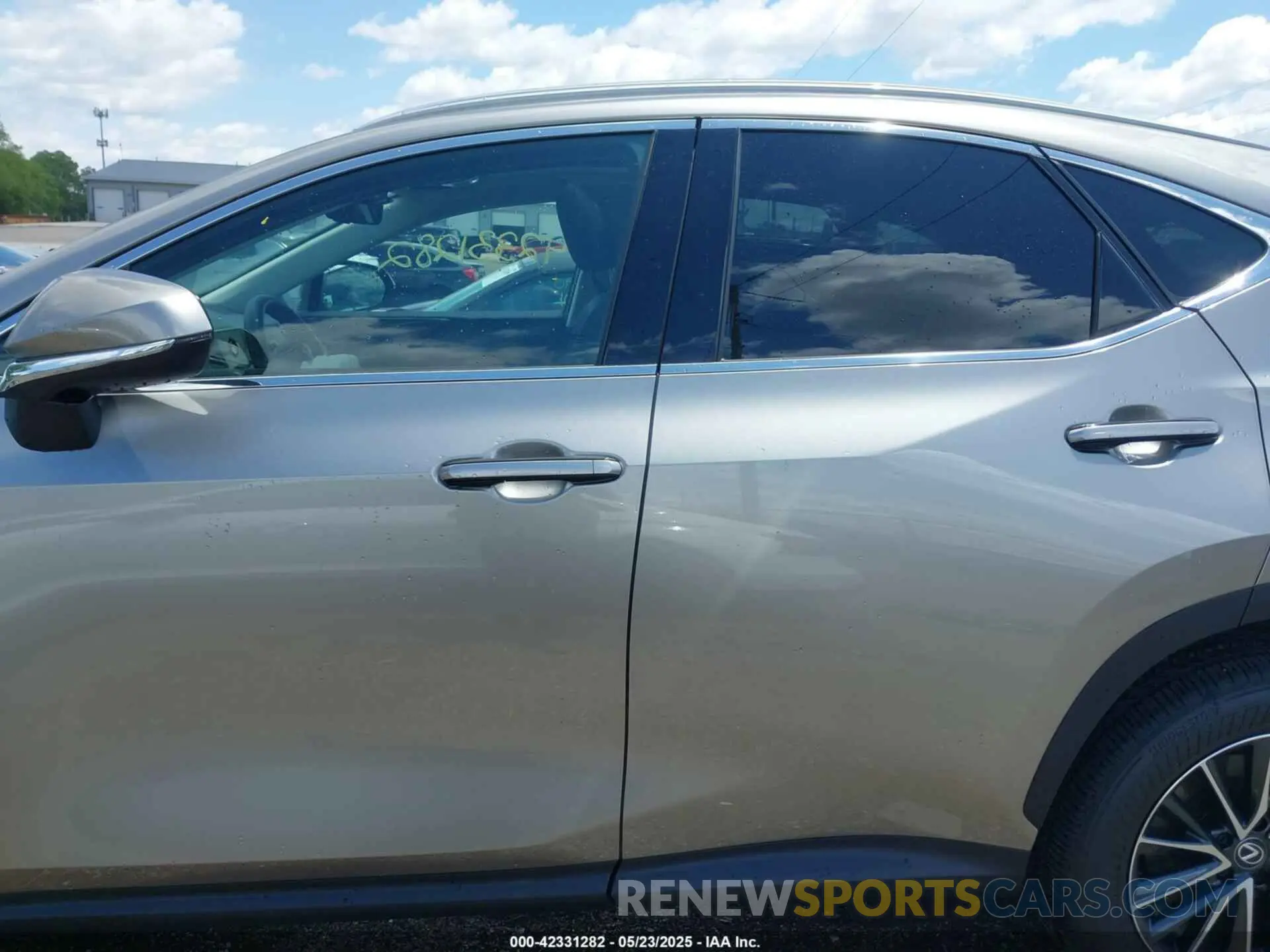 15 Photograph of a damaged car 2T2AGCEZ3SC080391 LEXUS NX 350 2025