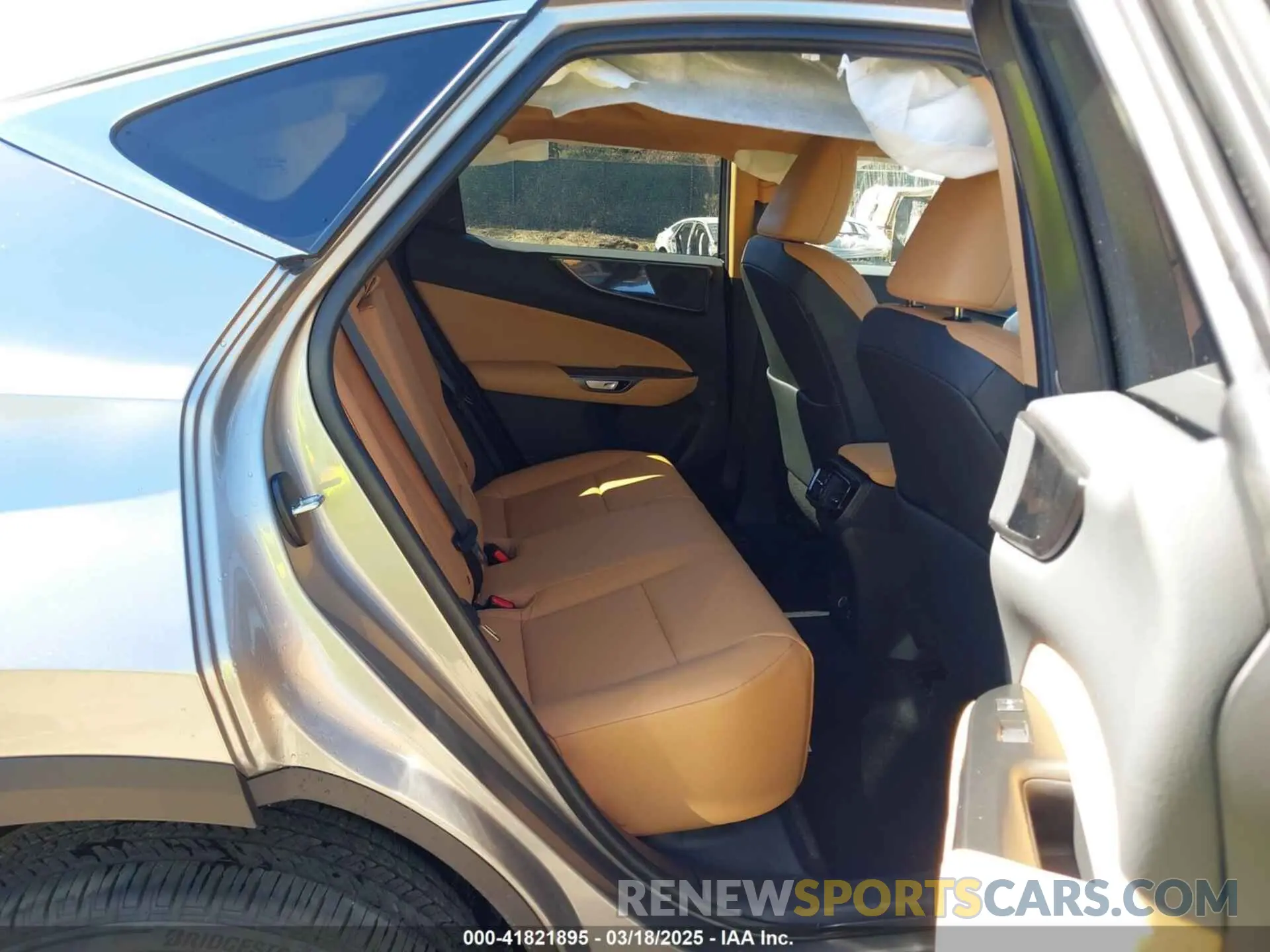 8 Photograph of a damaged car 2T2AGCEZ6SC070955 LEXUS NX 350 2025