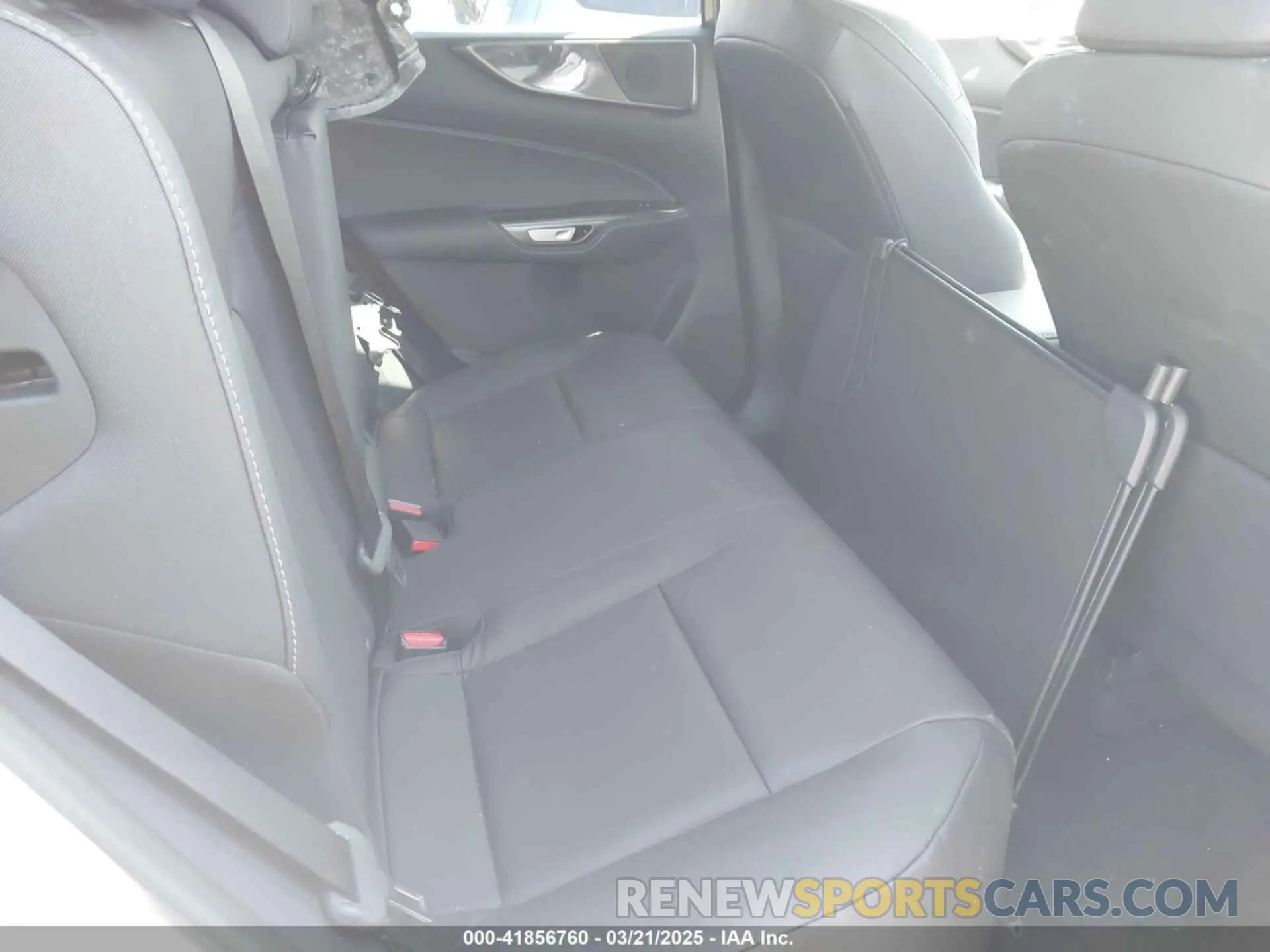 8 Photograph of a damaged car 2T2GGCEZ1SC067262 LEXUS NX 350 2025