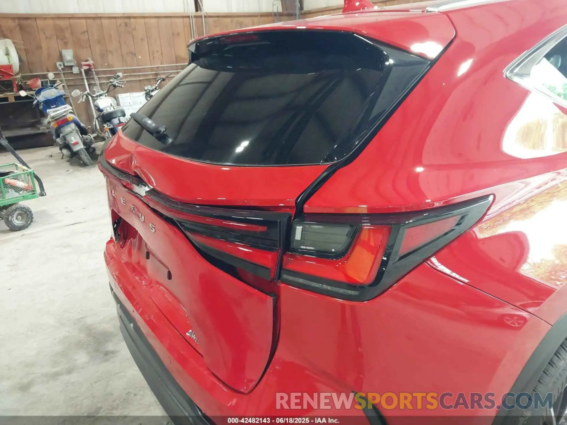 18 Photograph of a damaged car 2T2GGCEZ5SC086994 LEXUS NX 350 2025