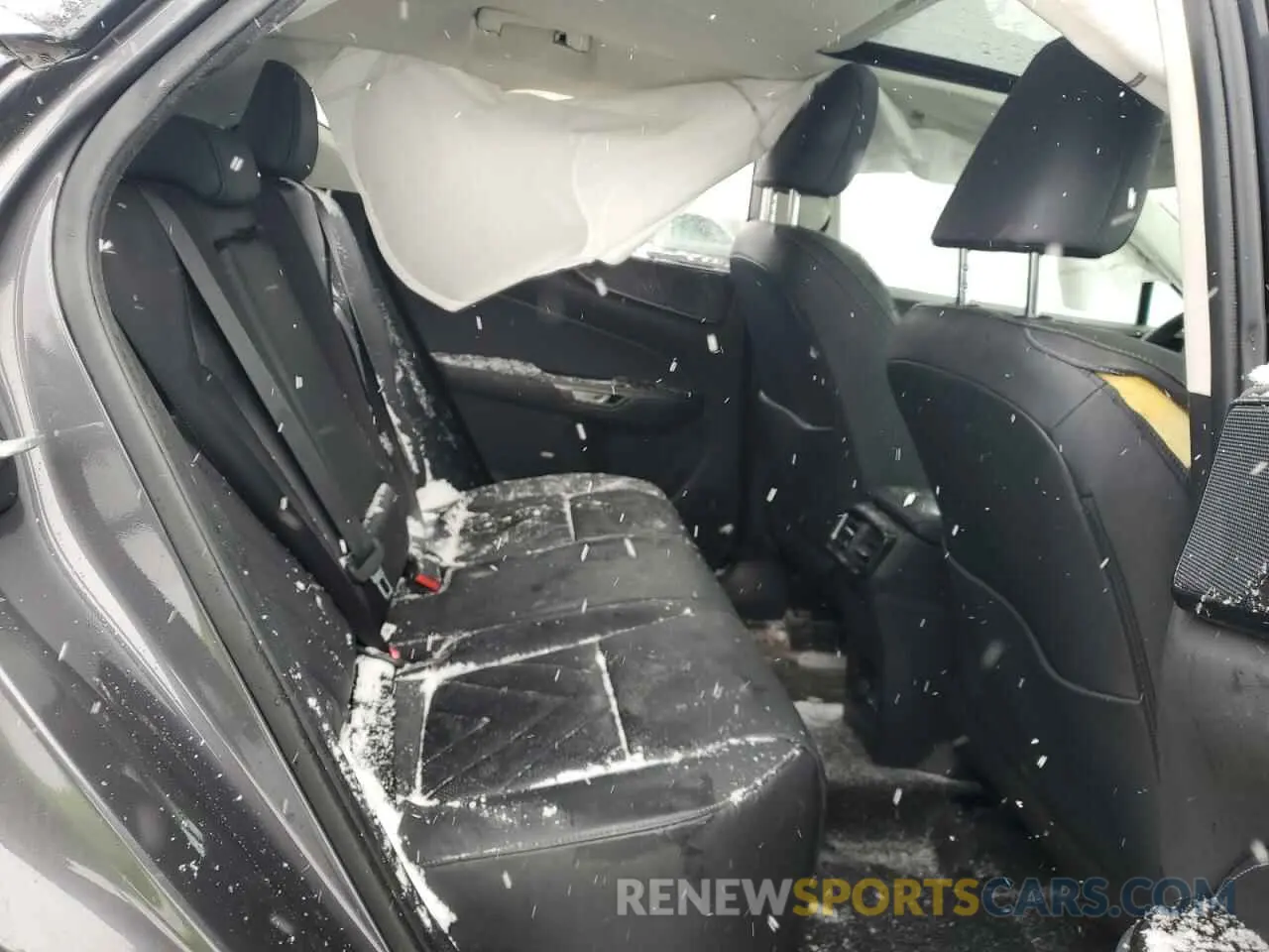 11 Photograph of a damaged car 2T2HGCEZ9RC032032 LEXUS NX 350 LUX 2024
