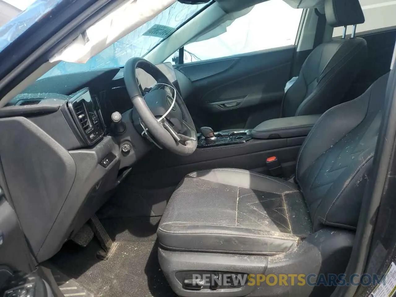 7 Photograph of a damaged car 2T2HGCEZ9RC032032 LEXUS NX 350 LUX 2024