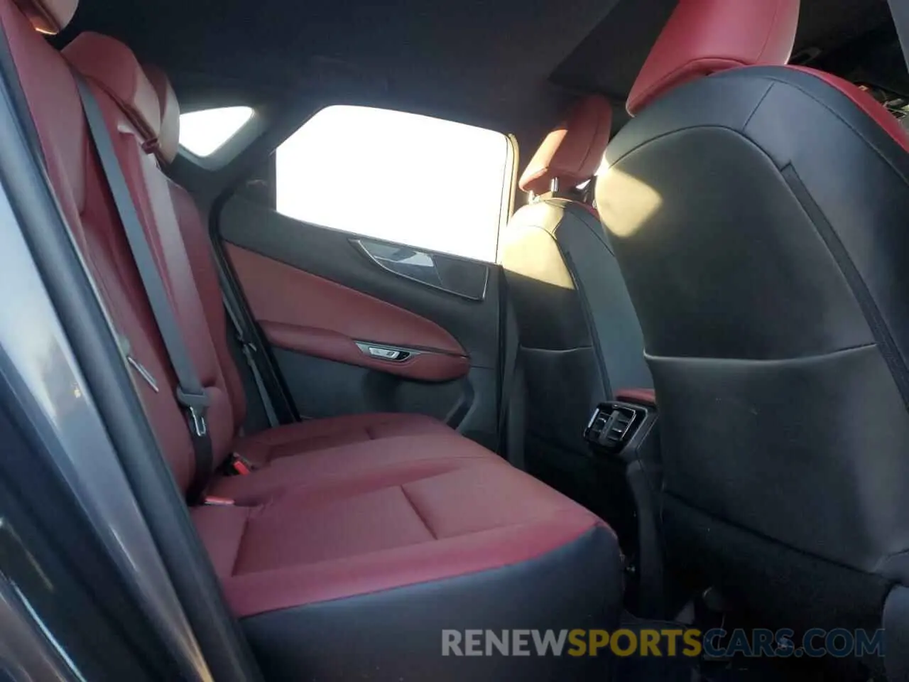 11 Photograph of a damaged car 2T2GGCEZ1RC056739 LEXUS NX 350 PRE 2024