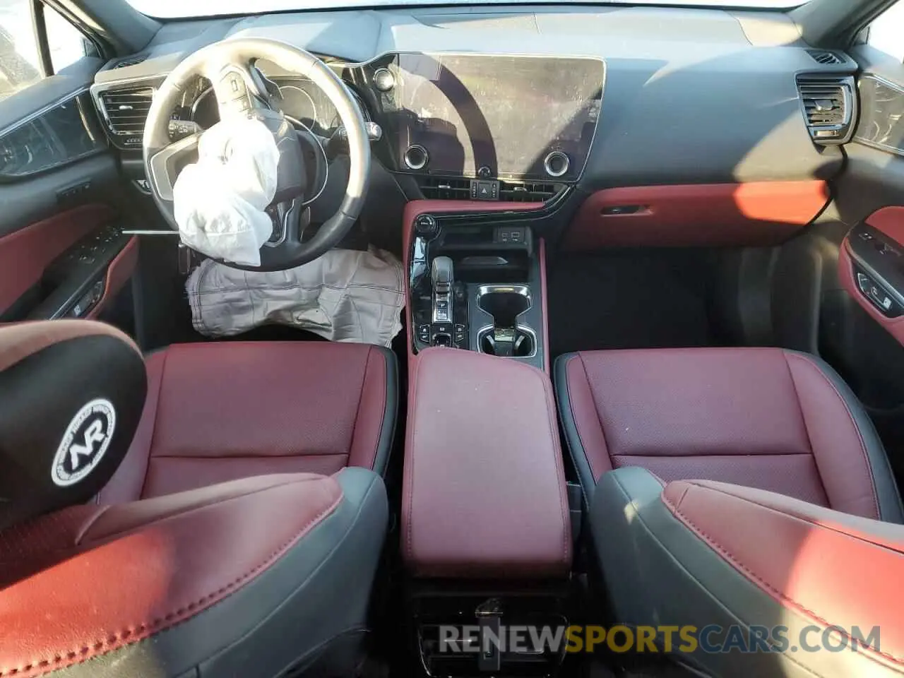 8 Photograph of a damaged car 2T2GGCEZ1RC056739 LEXUS NX 350 PRE 2024