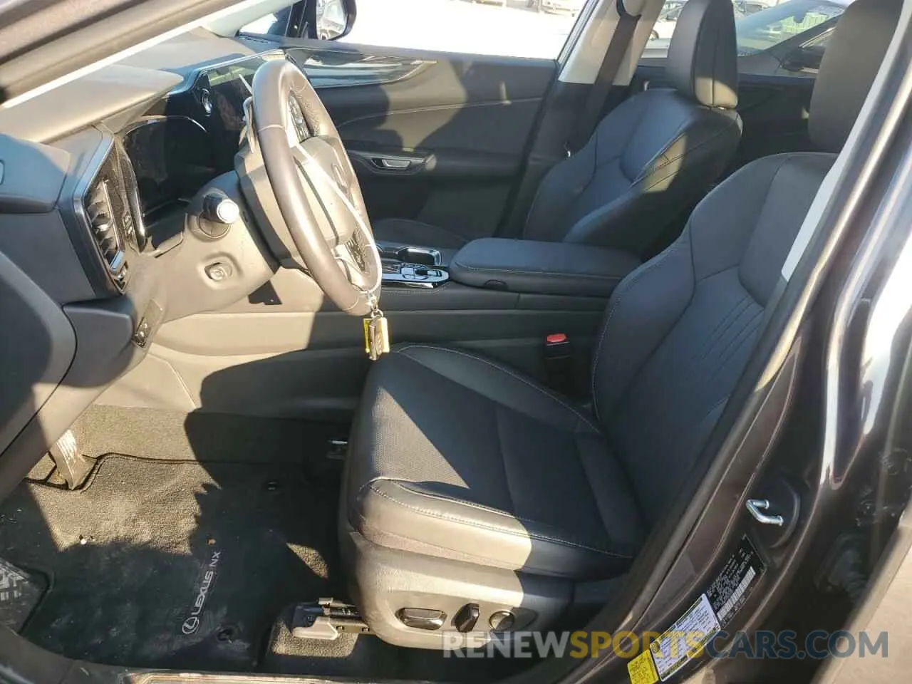 7 Photograph of a damaged car 2T2GGCEZ3RC052661 LEXUS NX 350 PRE 2024