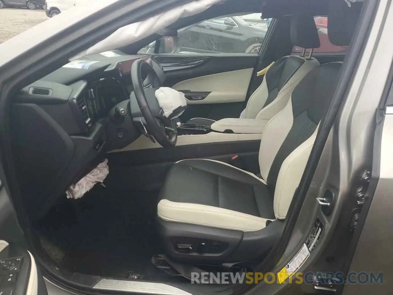 7 Photograph of a damaged car 2T2GGCEZ5RC050278 LEXUS NX 350 PRE 2024