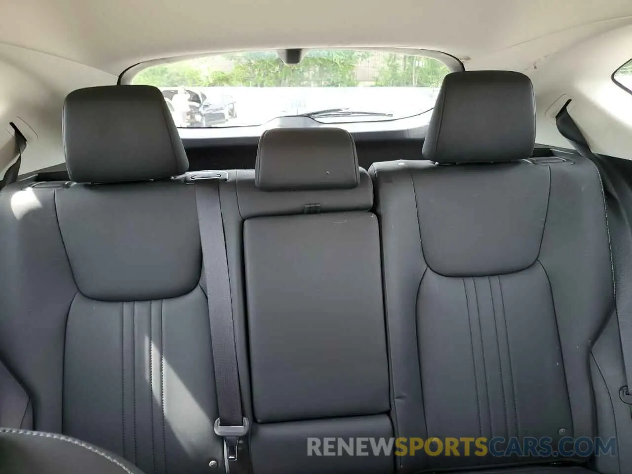 10 Photograph of a damaged car 2T2GGCEZXRC052446 LEXUS NX 350 PRE 2024