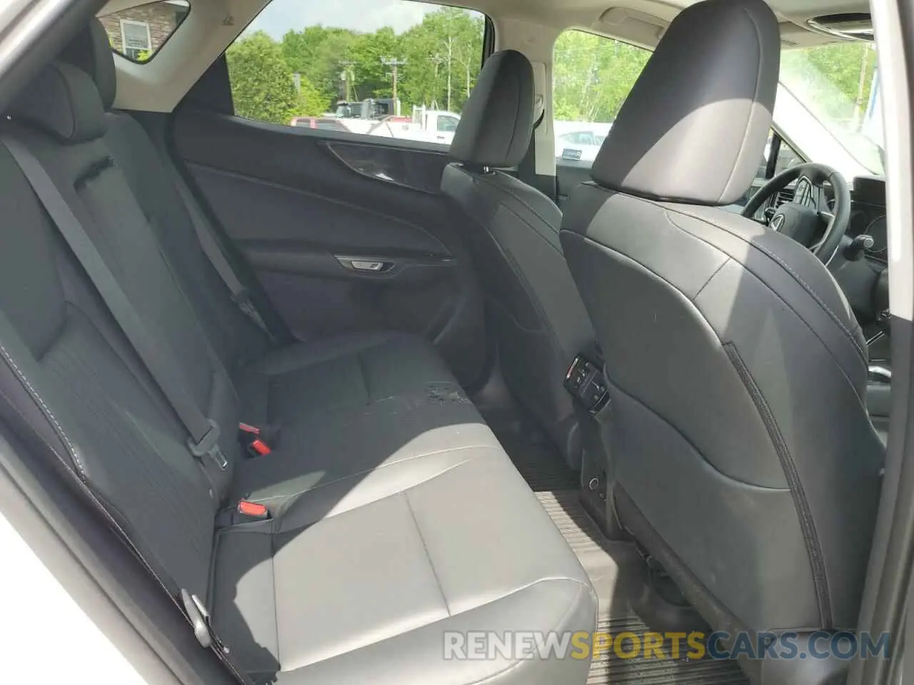 11 Photograph of a damaged car 2T2GGCEZXRC052446 LEXUS NX 350 PRE 2024