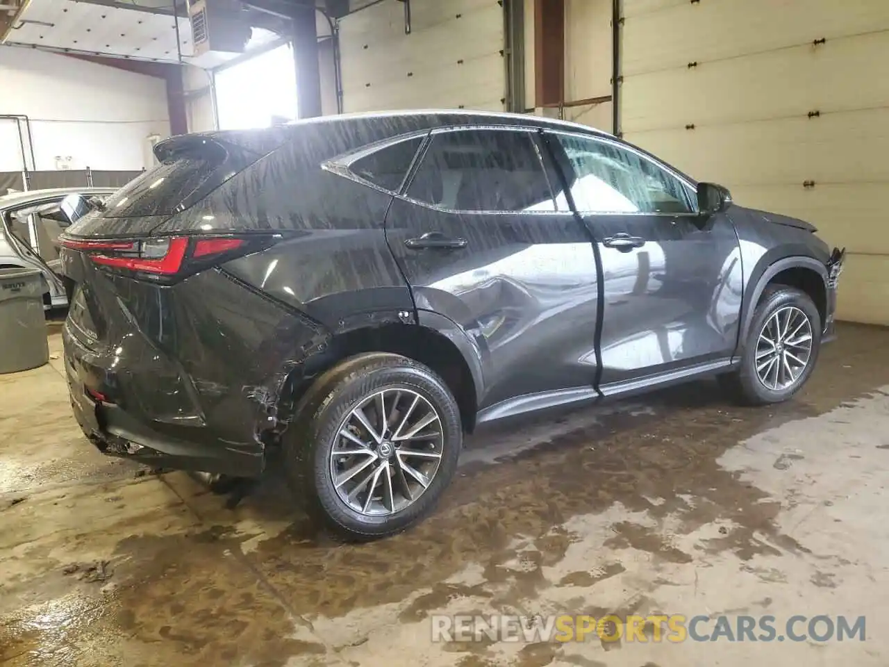 3 Photograph of a damaged car 2T2GKCEZ0NC001501 LEXUS NX 350H 2022