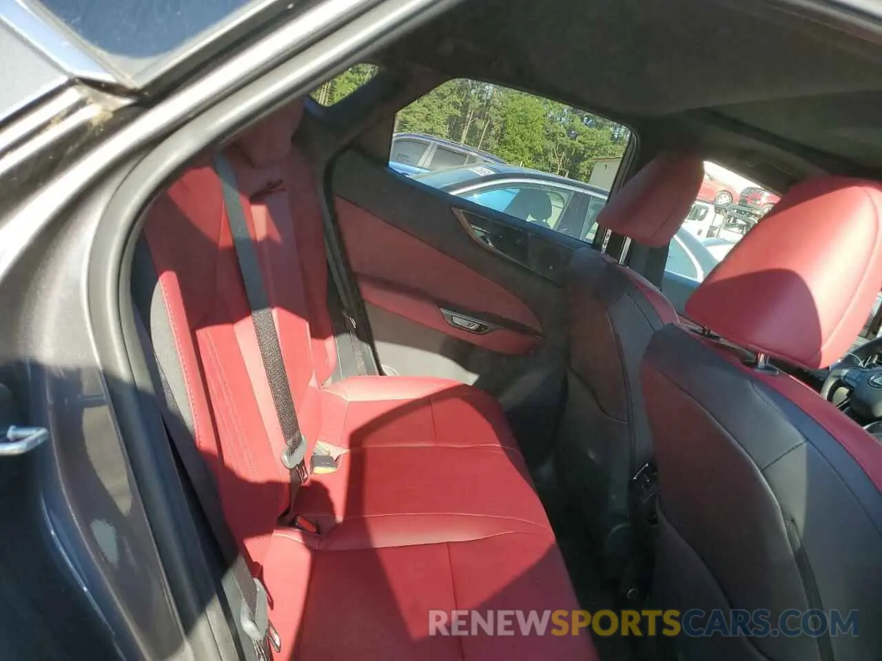 11 Photograph of a damaged car 2T2GKCEZ1NC008182 LEXUS NX 350H 2022