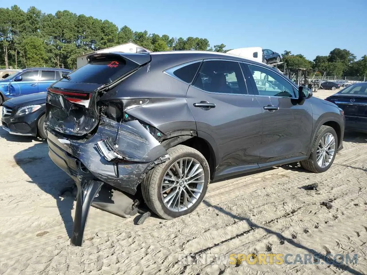 3 Photograph of a damaged car 2T2GKCEZ1NC008182 LEXUS NX 350H 2022
