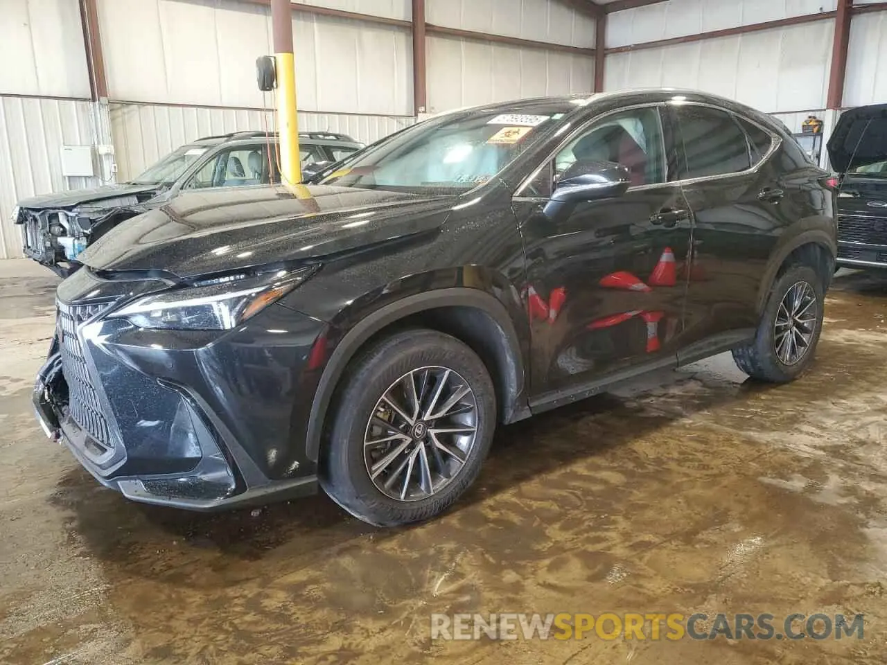 1 Photograph of a damaged car 2T2GKCEZ8NC006932 LEXUS NX 350H 2022
