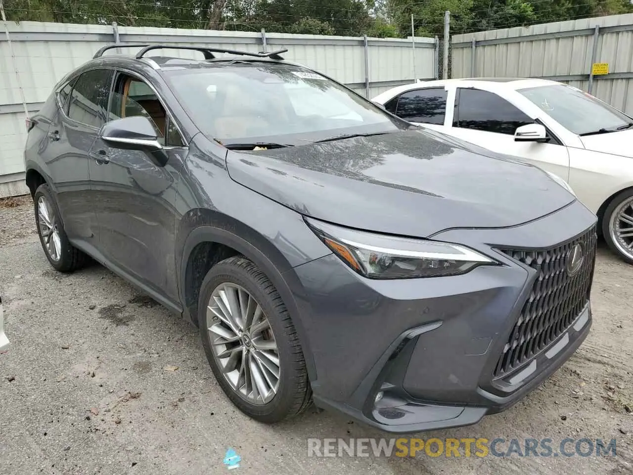4 Photograph of a damaged car 2T2GKCEZ8NC009023 LEXUS NX 350H 2022