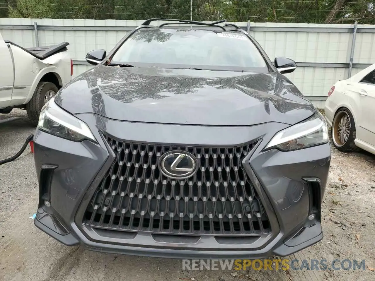 5 Photograph of a damaged car 2T2GKCEZ8NC009023 LEXUS NX 350H 2022