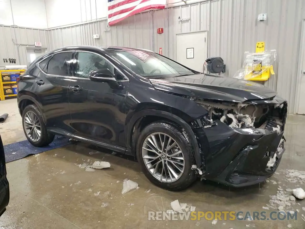 4 Photograph of a damaged car 2T2HKCEZ1NC004492 LEXUS NX 350H 2022