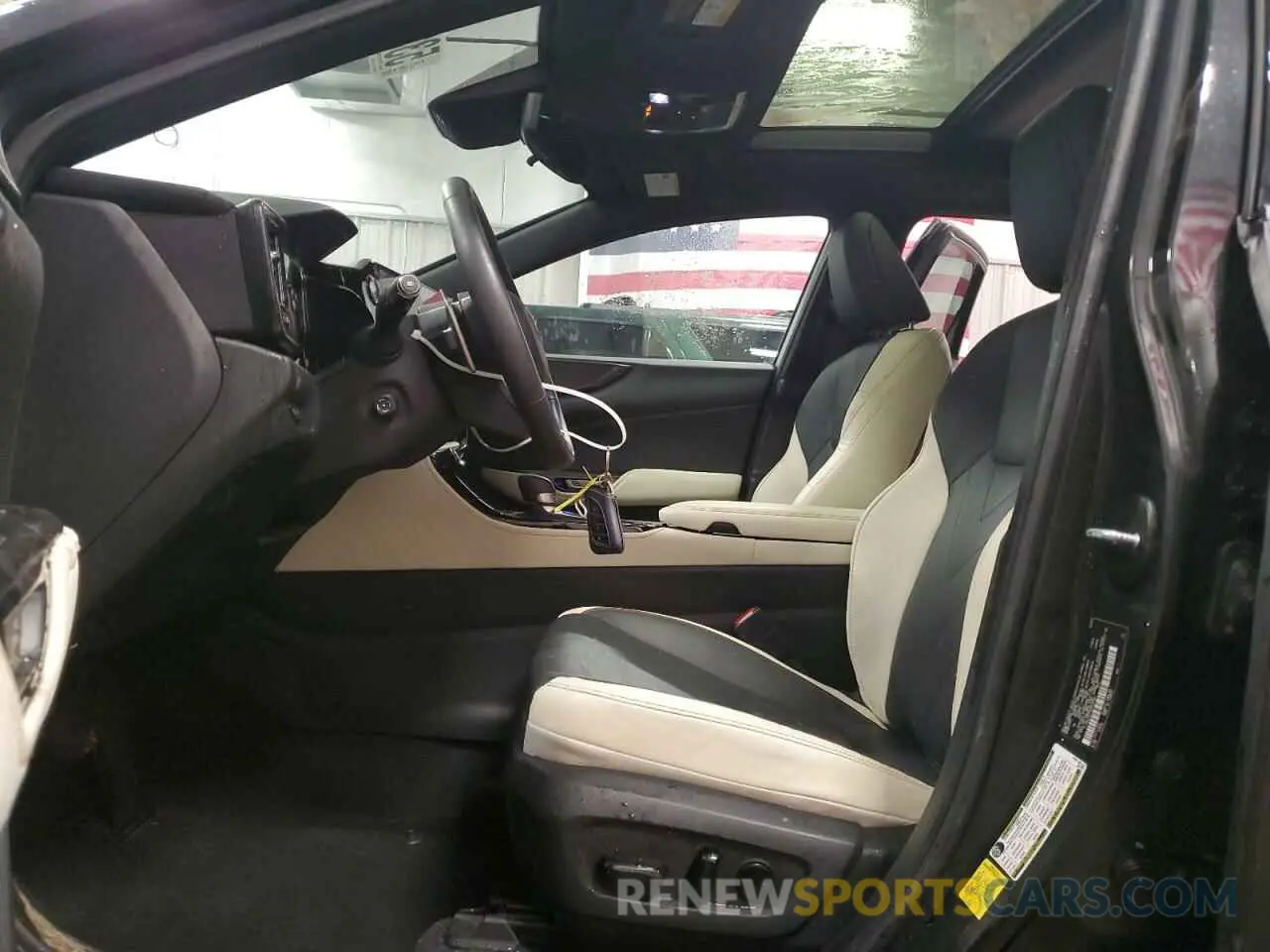 7 Photograph of a damaged car 2T2HKCEZ1NC004492 LEXUS NX 350H 2022