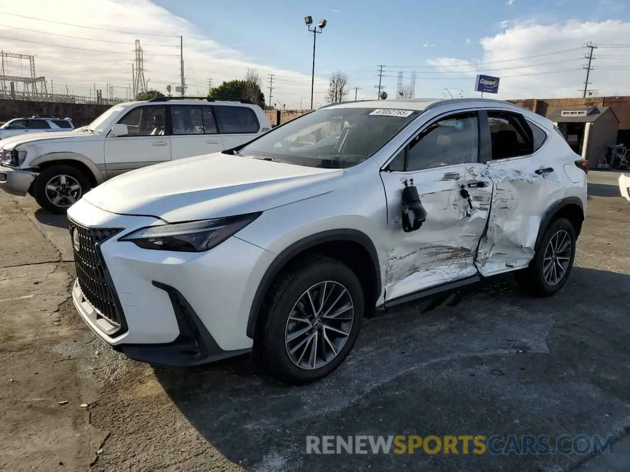 1 Photograph of a damaged car JTJAKCEZ0N2000242 LEXUS NX 350H 2022