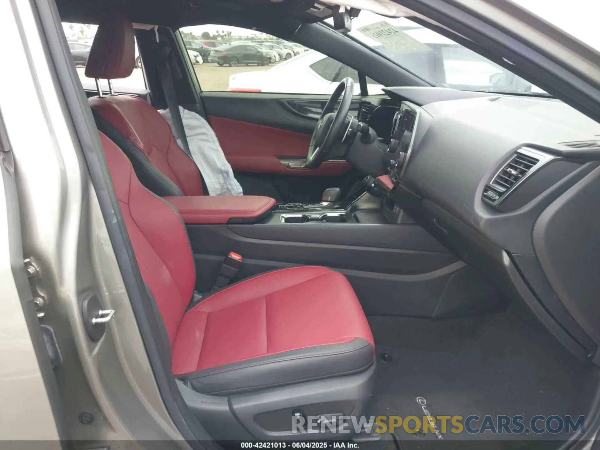 5 Photograph of a damaged car JTJAKCEZ3N5003098 LEXUS NX 350H 2022