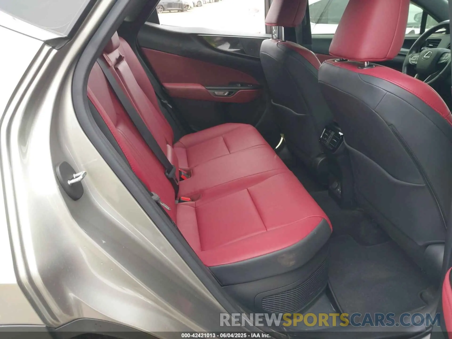 8 Photograph of a damaged car JTJAKCEZ3N5003098 LEXUS NX 350H 2022