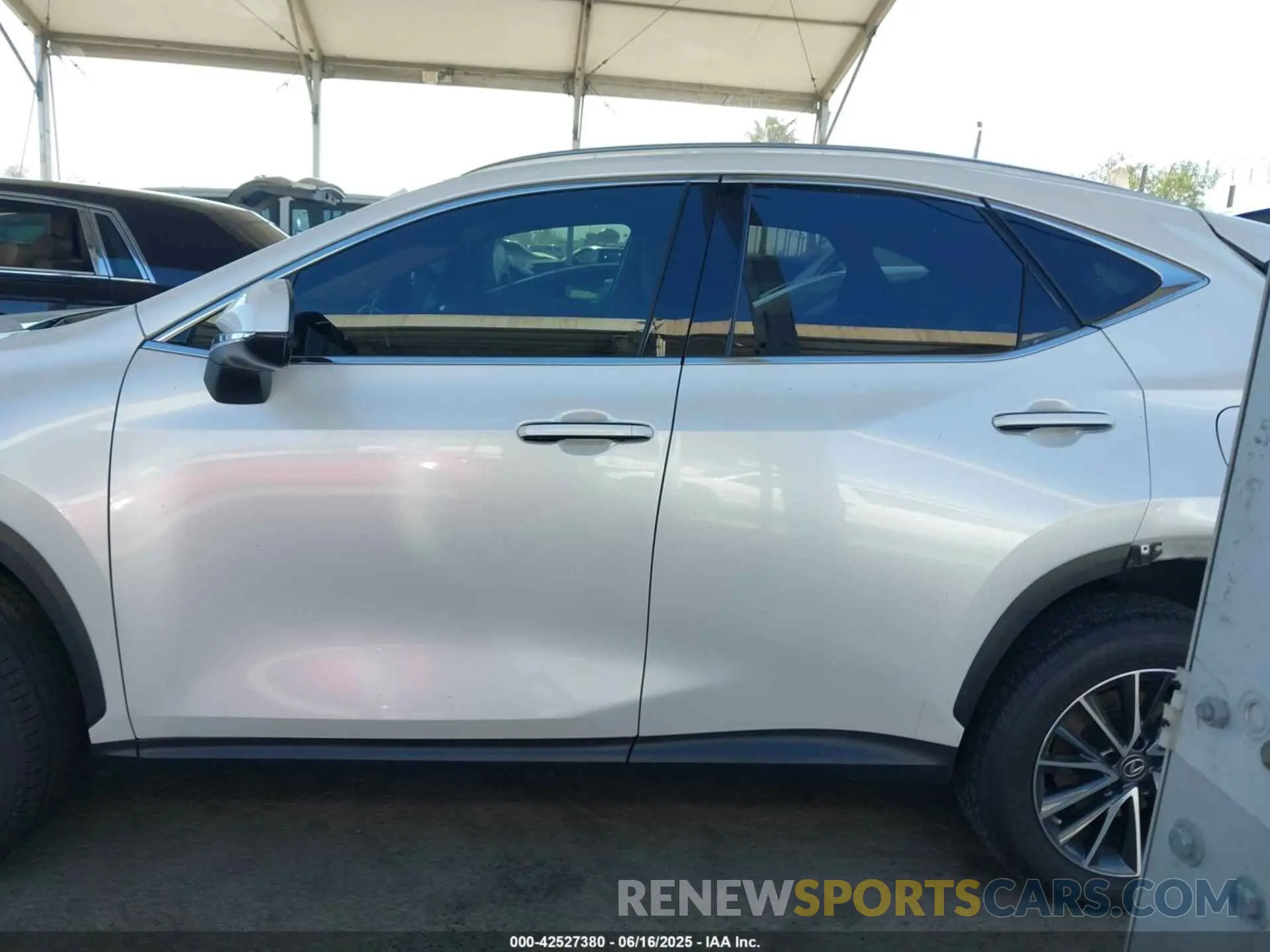 14 Photograph of a damaged car JTJAKCEZ4N5004616 LEXUS NX 350H 2022